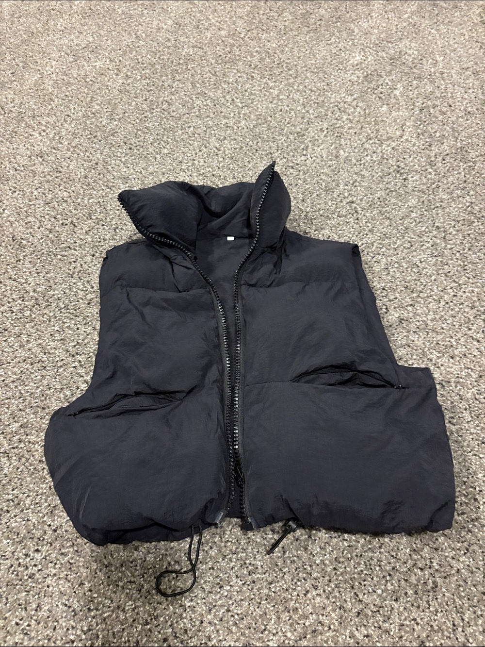 Amazon Women's Black Puffer Vest - Quilted Insulated Sleeveless Jacket